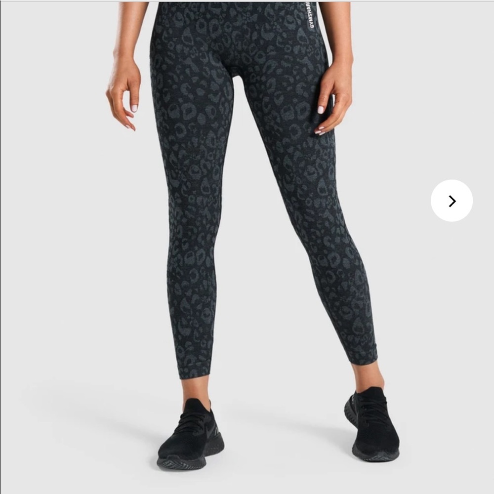SOLD Gymshark adapt animal seamless